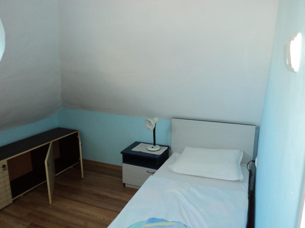 Guest House Chifchibashievi Primorsko Bilik gambar